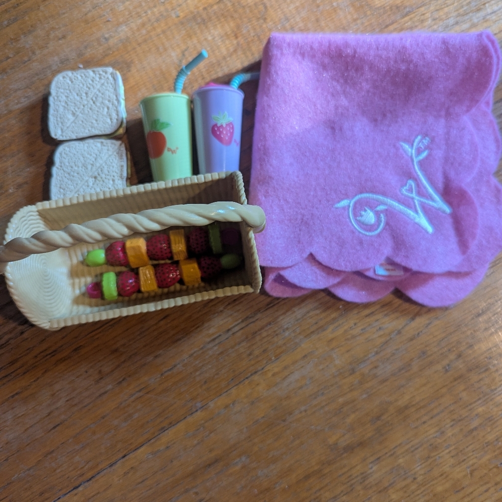 American Girl WellieWishers Picnic Set